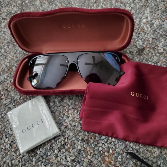 Other - Gucci sunglasses GG0171s